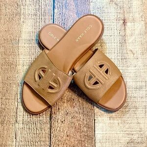Cole Haan‎ Flynn Logo Tan Leather Sandals with Double-Ring Detail Size 9.5